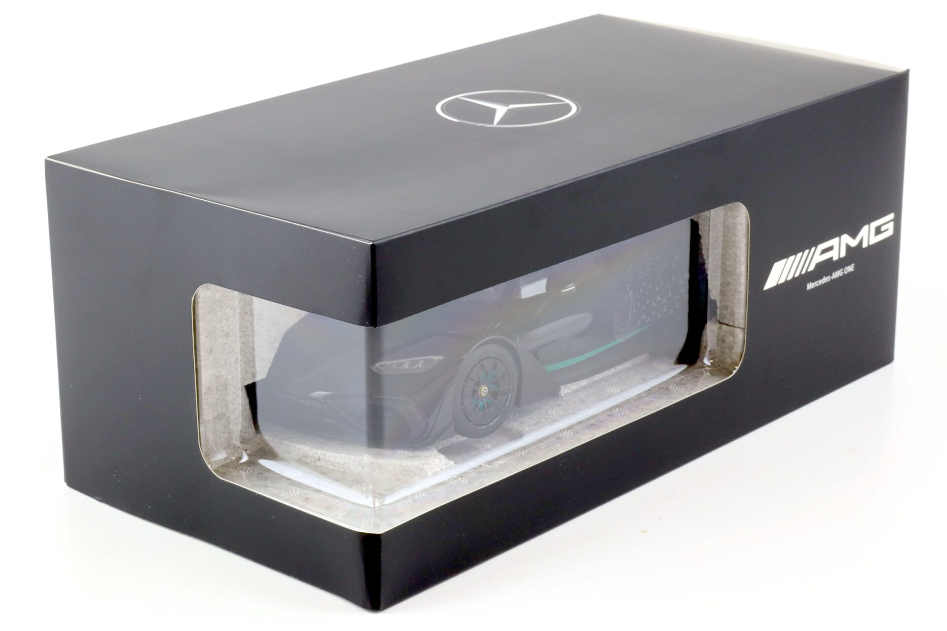 1:18 NZG Mercedes AMG ONE (C298) hyper black 2022 DEALER VERSION