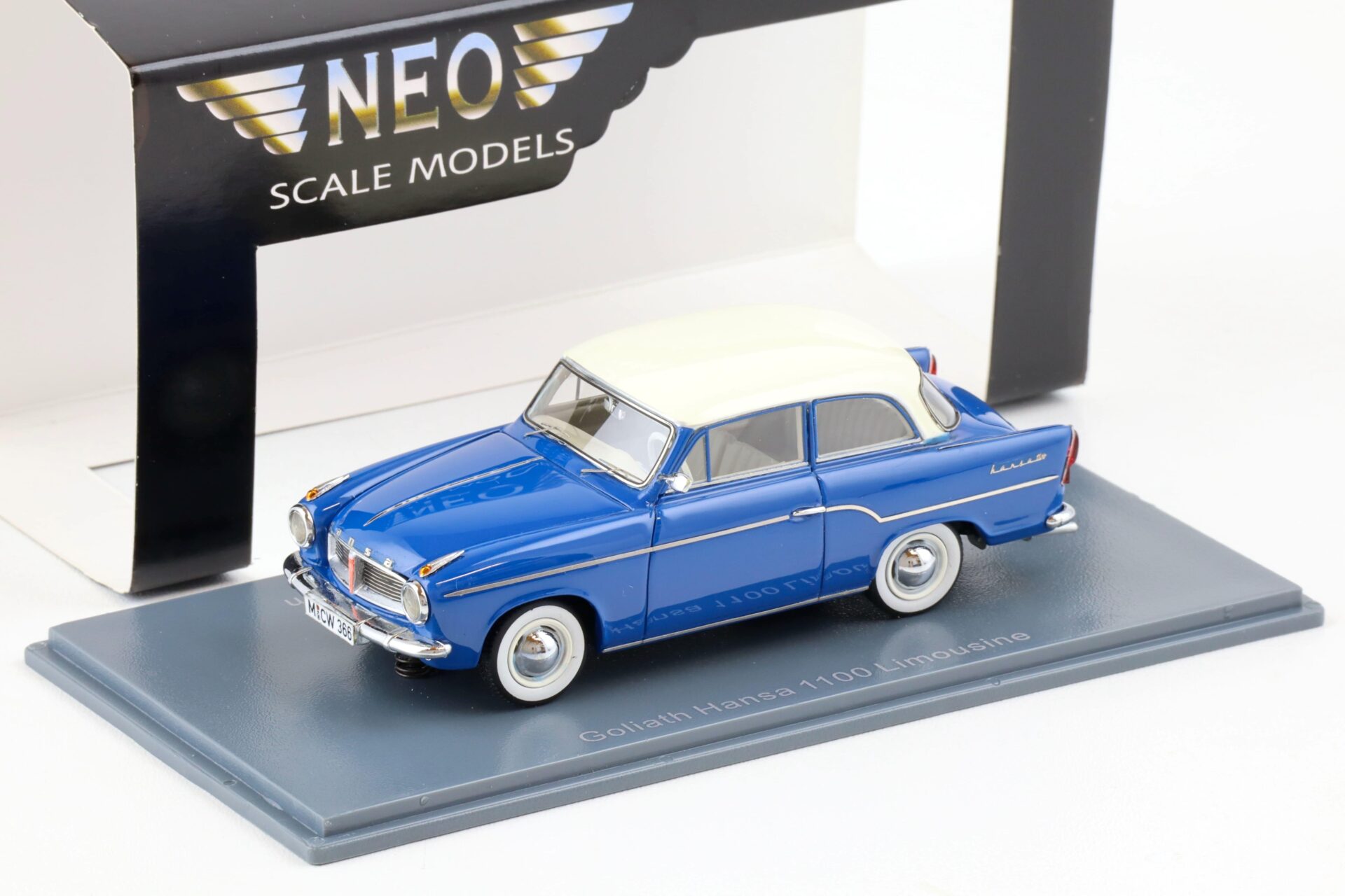 1:43 NEO Goliath Hansa 1100 Limousine blue/ white MCW Limited 300 pcs.
