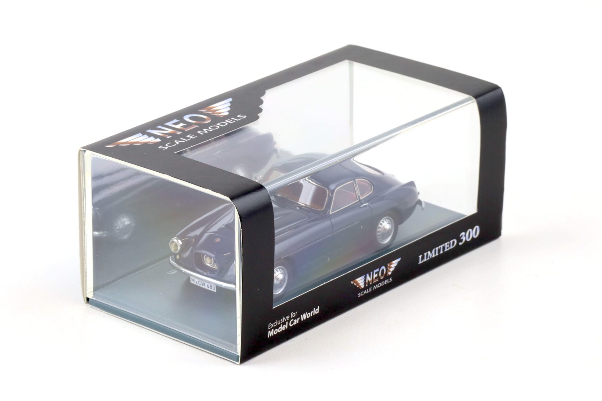 1:43 NEO Bristol 404 Coupe dark blue MCW Limited 300 pcs.