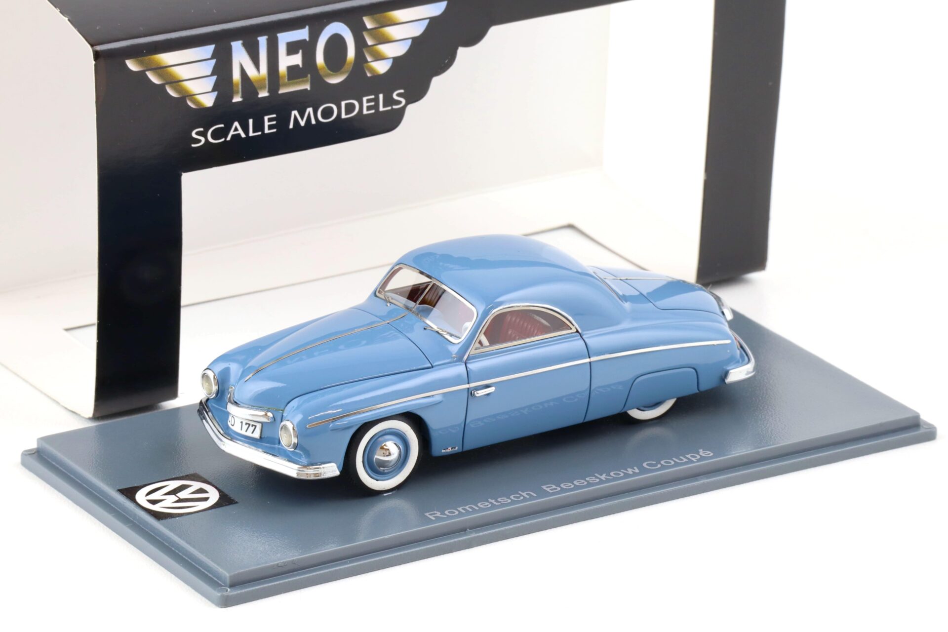 1:43 NEO Rometsch Beeskow Coupe blue- grey 1951