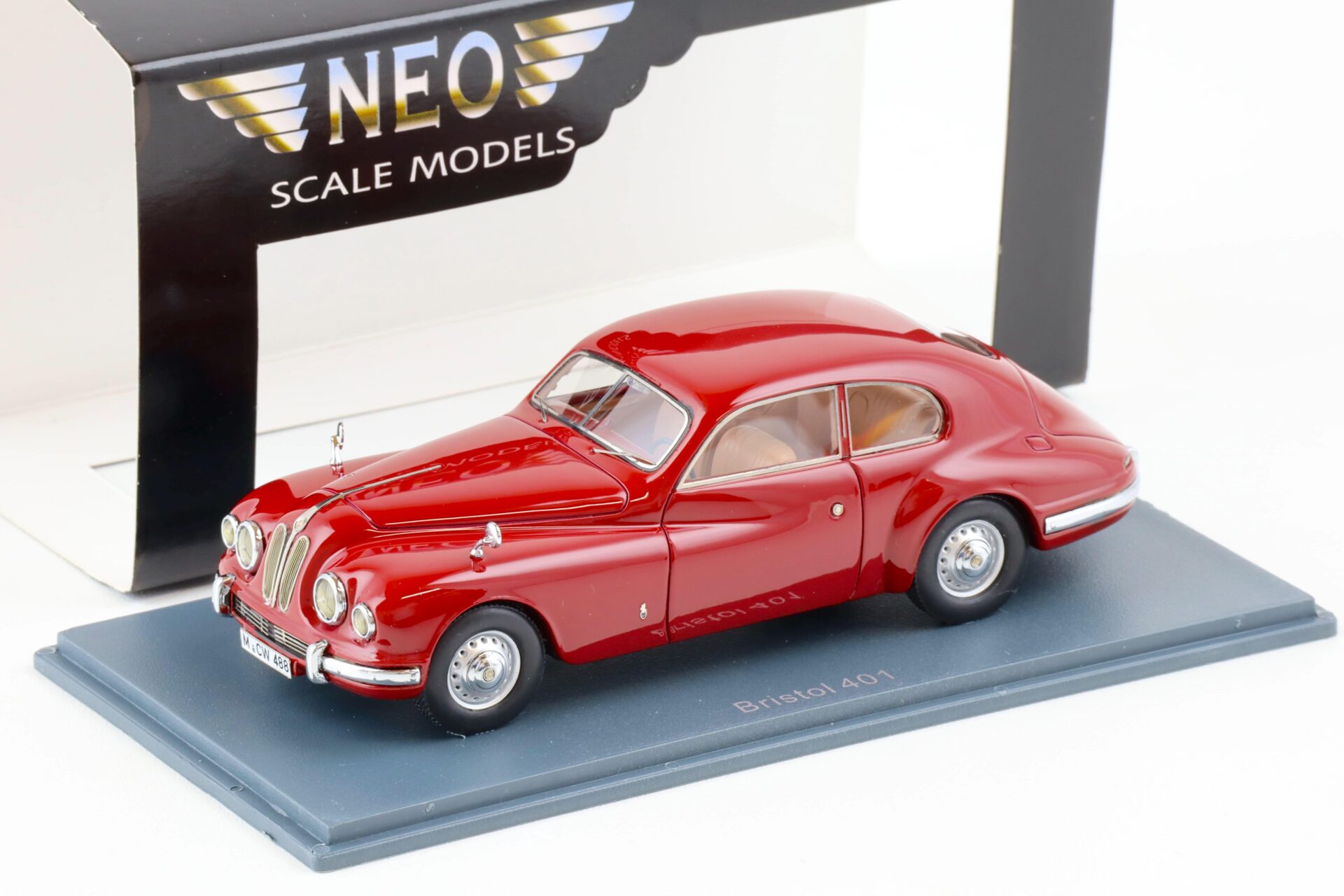 ID 80828 orig 2.jpg 1:43 NEO Bristol 401 dark red 1948 MCW Limited 300 pcs.