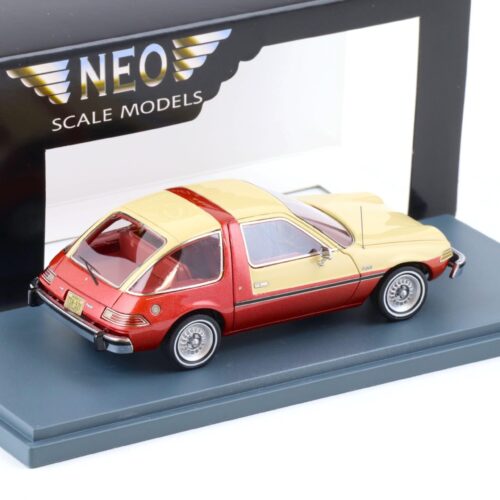 1:43 NEO AMC Pacer metallic brown/ creme 1975