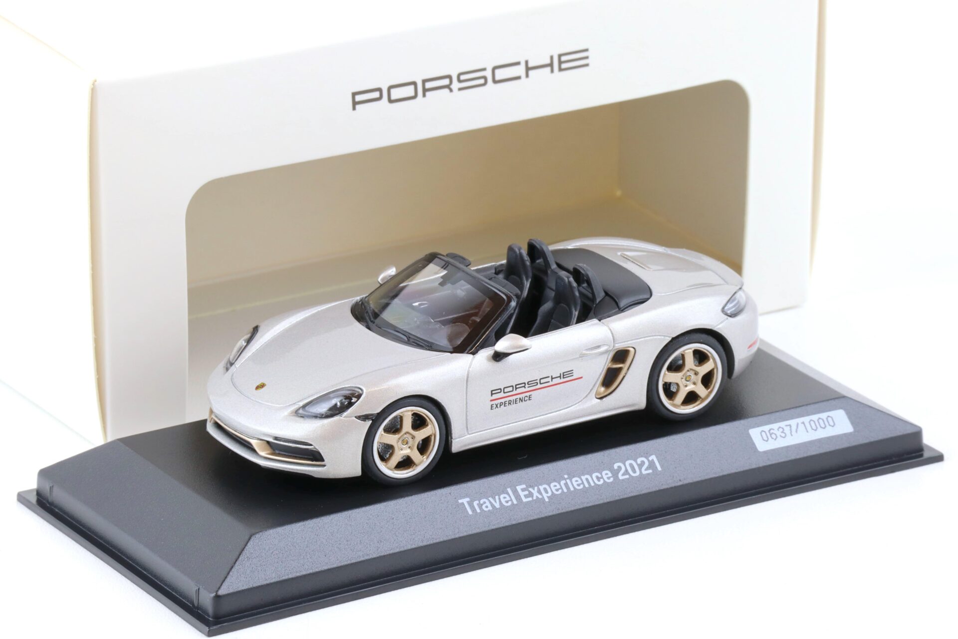 1:43 Minichamps Porsche Boxster 718 Travel Experience 2021 silver WAP DEALER