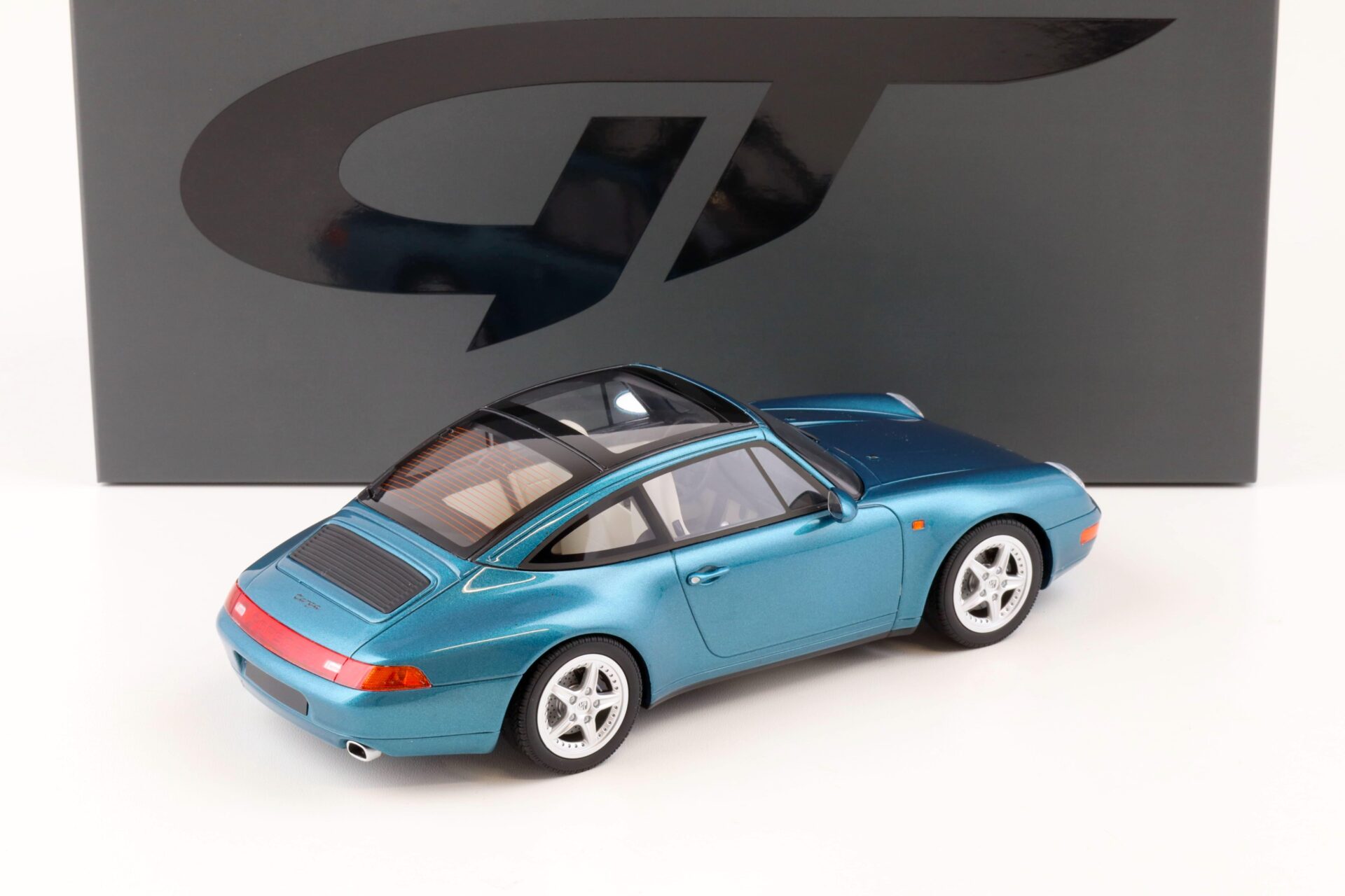 1:18 GT Spirit GT350 Porsche 911 (993) Targa turquoise blue metallic 1995