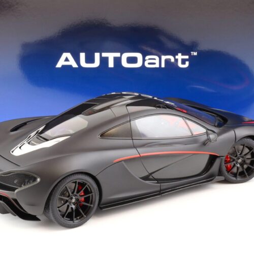 1:12 AUTOart 2013 McLaren P1 matt black/ red accents 12241