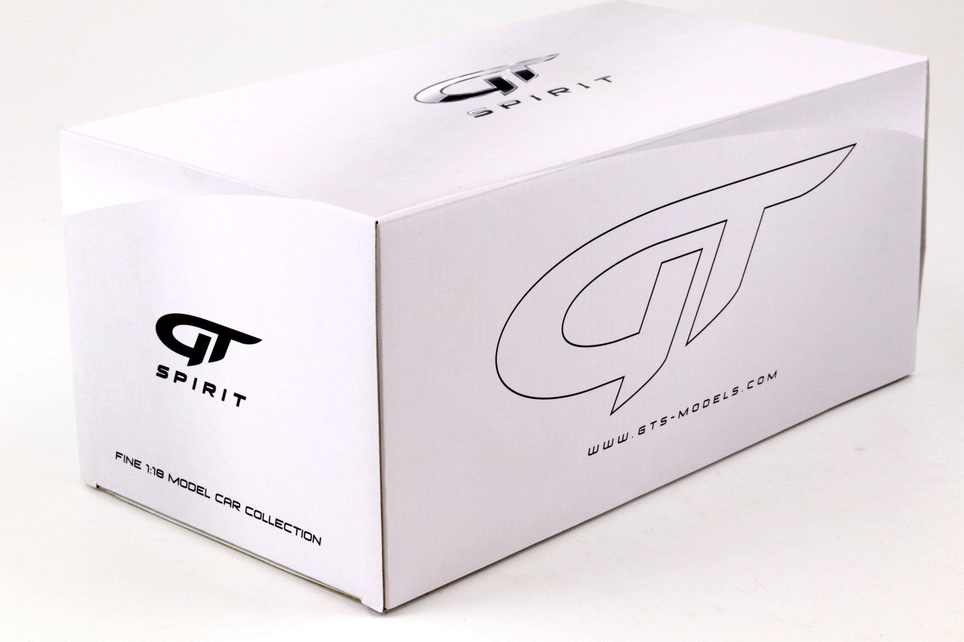 1:18 GT Spirit ZM042 Porsche 911 (991) Targa 4 GTS 2015 grey metallic