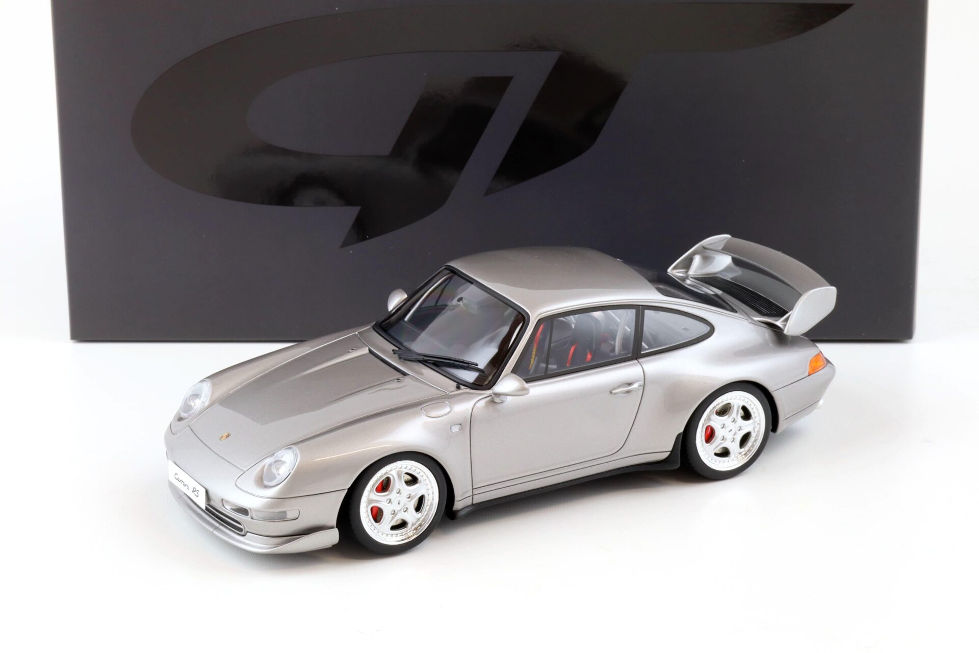 ID 81346 orig.jpg 1:18 GT Spirit GT739 Porsche 911 (993) Carrera RS Clubsport Coupe 1996 silver