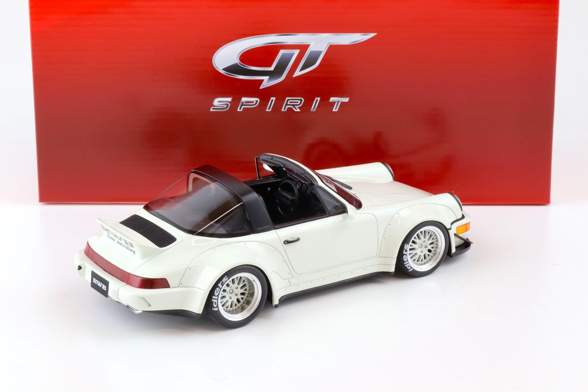 1:18 GT Spirit GT188 Porsche 911 964 Targa RWB Rauh-Welt 2014 white
