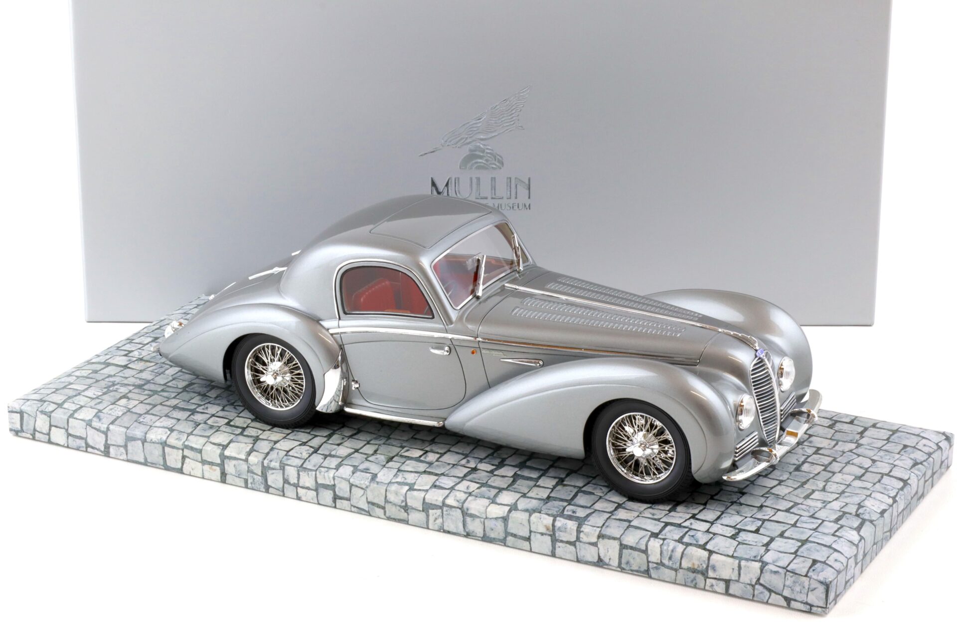1:18 Minichamps 1937 Delahaye Type 145 V12 Coupe The Mullin Automotive Museum