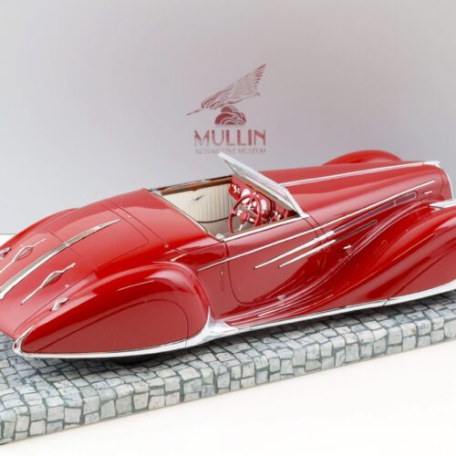 1:18 Minichamps 1939 Delahaye Type 165 Cabriolet red The Mullin Automotive Museum
