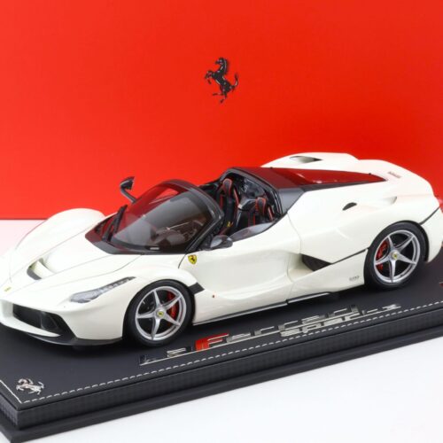 1:18 BBR Ferrari LaFerrari Aperta metallic Italian white with display - Limited 48 pcs.