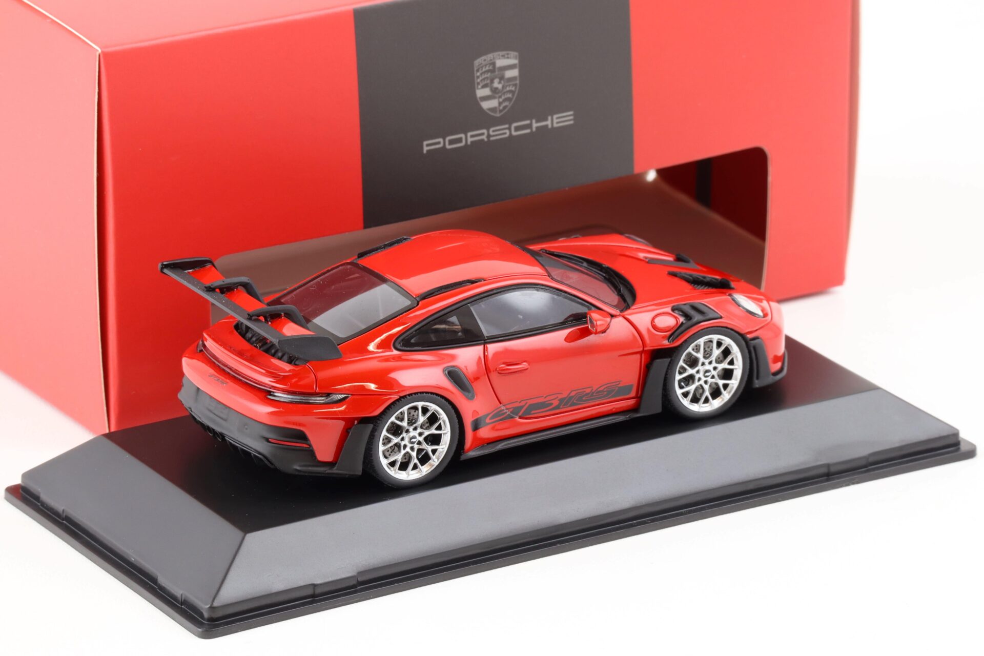 1:43 Spark Porsche 911 (992) GT3 RS red/ black - silver wheels Limited WAP DEALER