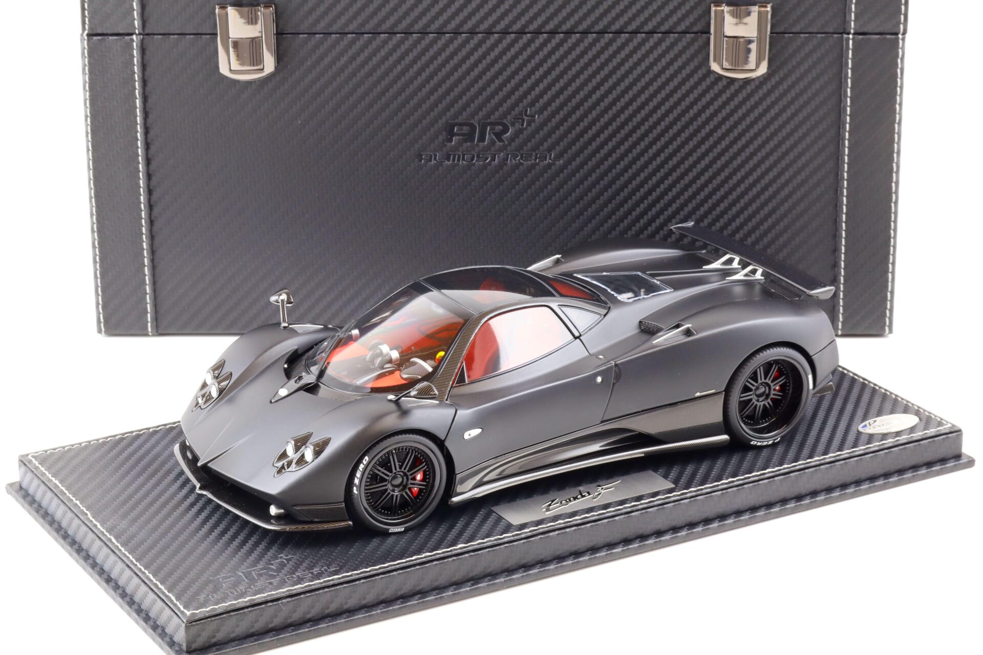ID 81870 orig.jpg 1:18 BBR Almost Real Pagani Zonda F matt black with suitcase - Limited 50 pcs.