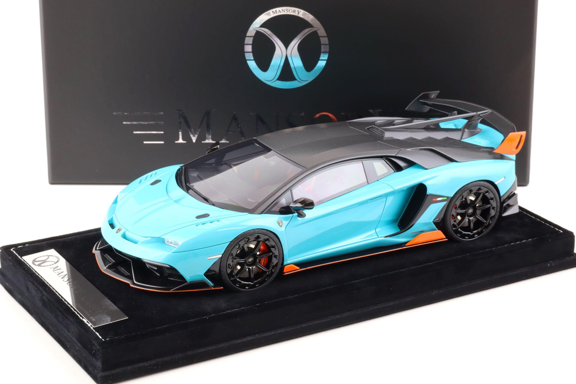 1:18 Motorhelix Lamborghini Aventador MANSORY Cabrera Miami blue - Limited 40 pcs.
