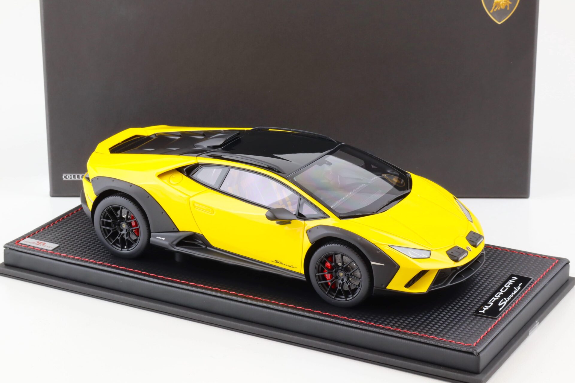 1:18 MR Collection Lamborghini Huracan Sterrato Giallo yellow - Limited 99 pcs.