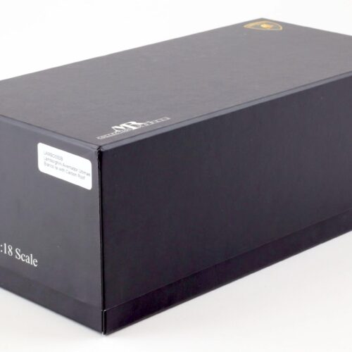 1:18 MR Collection Lamborghini Aventador Ultimae Bianco Isi with Carbon roof - Limited 149 pcs.