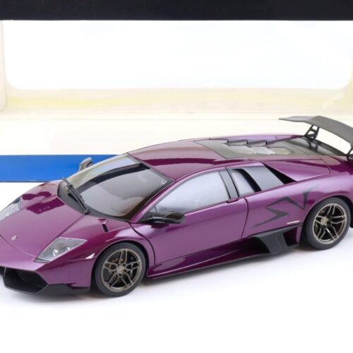 1:18 AUTOart Lamborghini Murcielago LP670-4 SV viola ophelia/ purple