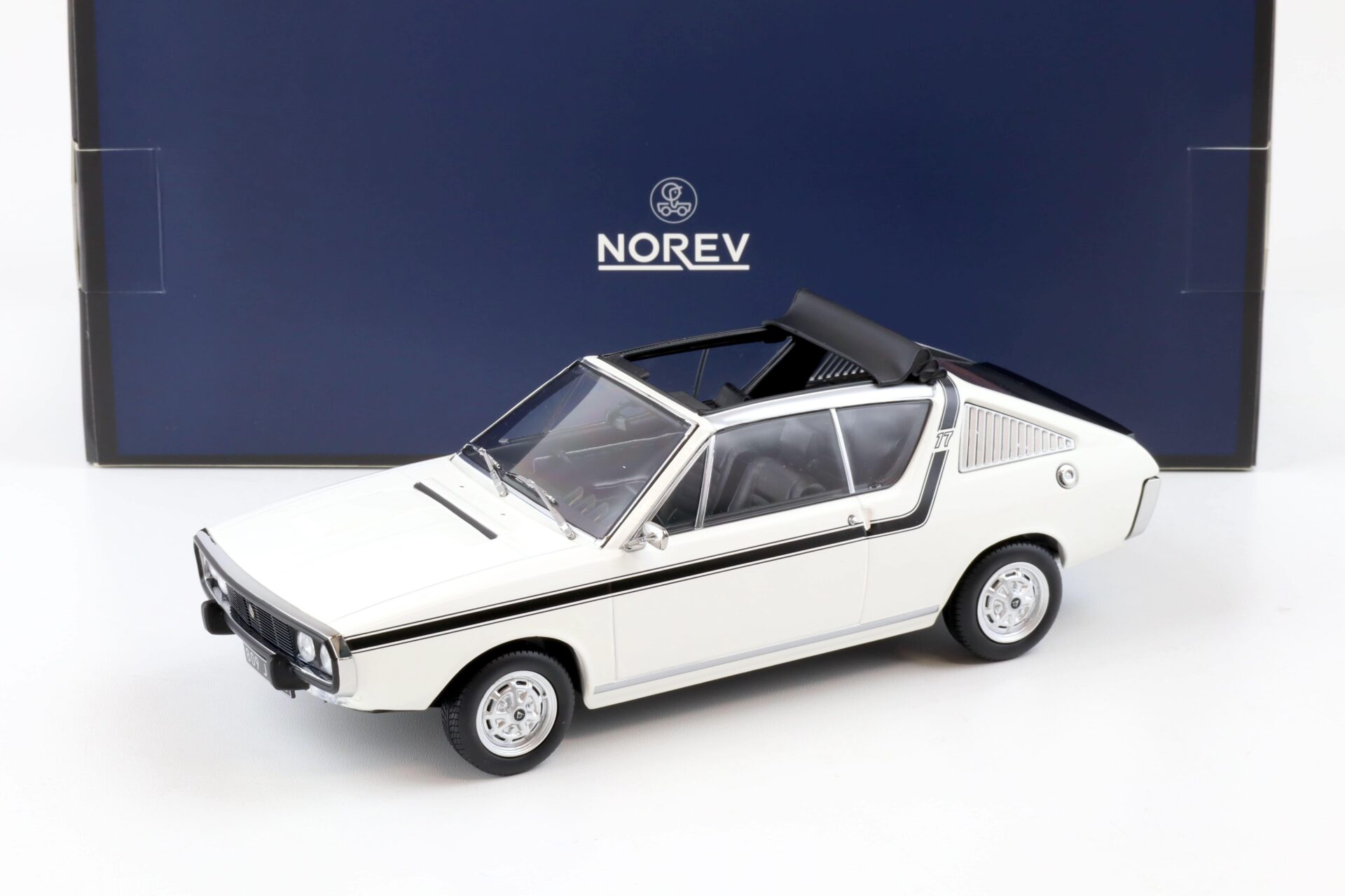 ID 82104 orig.jpg 1:18 Norev Renault 17 Gordini Recouvrable 1975 white & black deco - Limited 300 pcs.