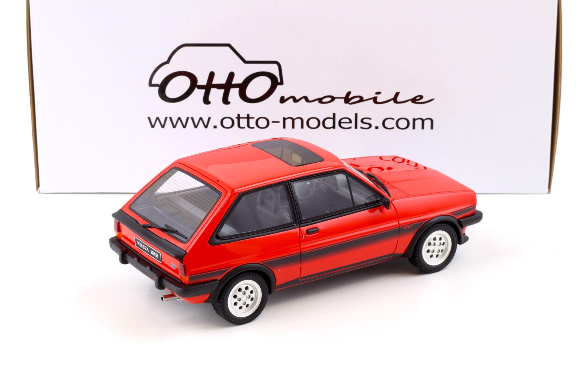 1:18 OTTO mobile OT848 Ford Fiesta XR2 MK1 red 1981
