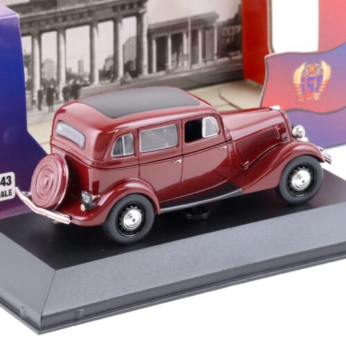 1:43 IST Models GAZ M1 dark red 1942