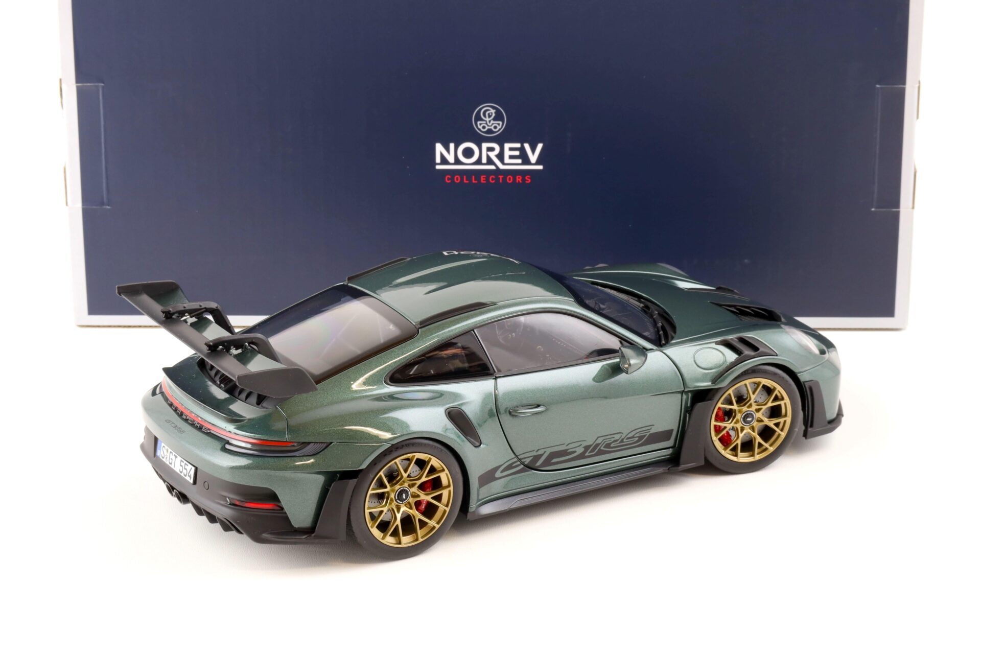 1:18 Norev Porsche 911 (992) GT3 RS Coupe 2022 Malachite green metallic - Limited 504 pcs.