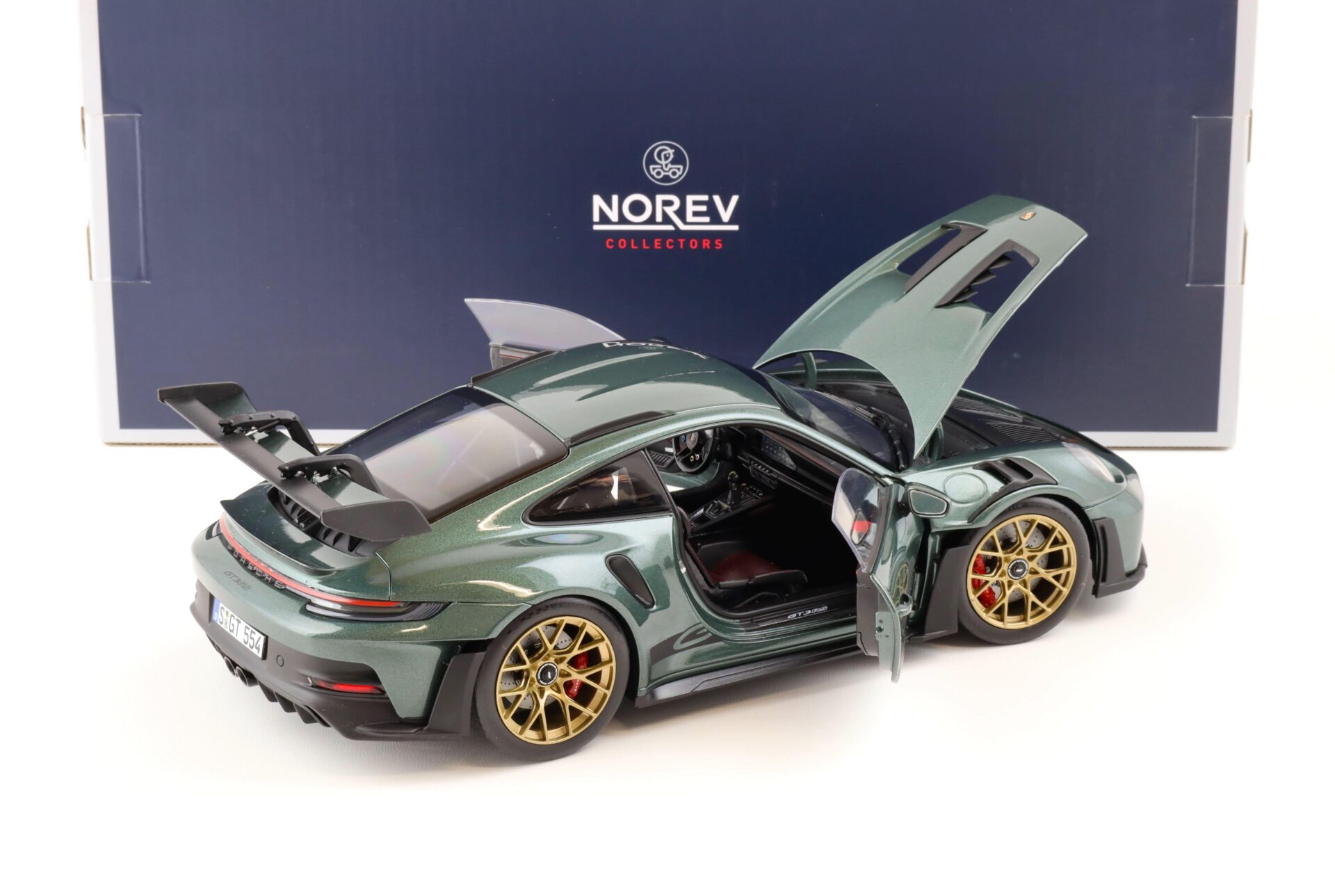 1:18 Norev Porsche 911 (992) GT3 RS Coupe 2022 Malachite green metallic - Limited 504 pcs.