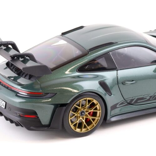 1:18 Norev Porsche 911 (992) GT3 RS Coupe 2022 Malachite green metallic - Limited 504 pcs.