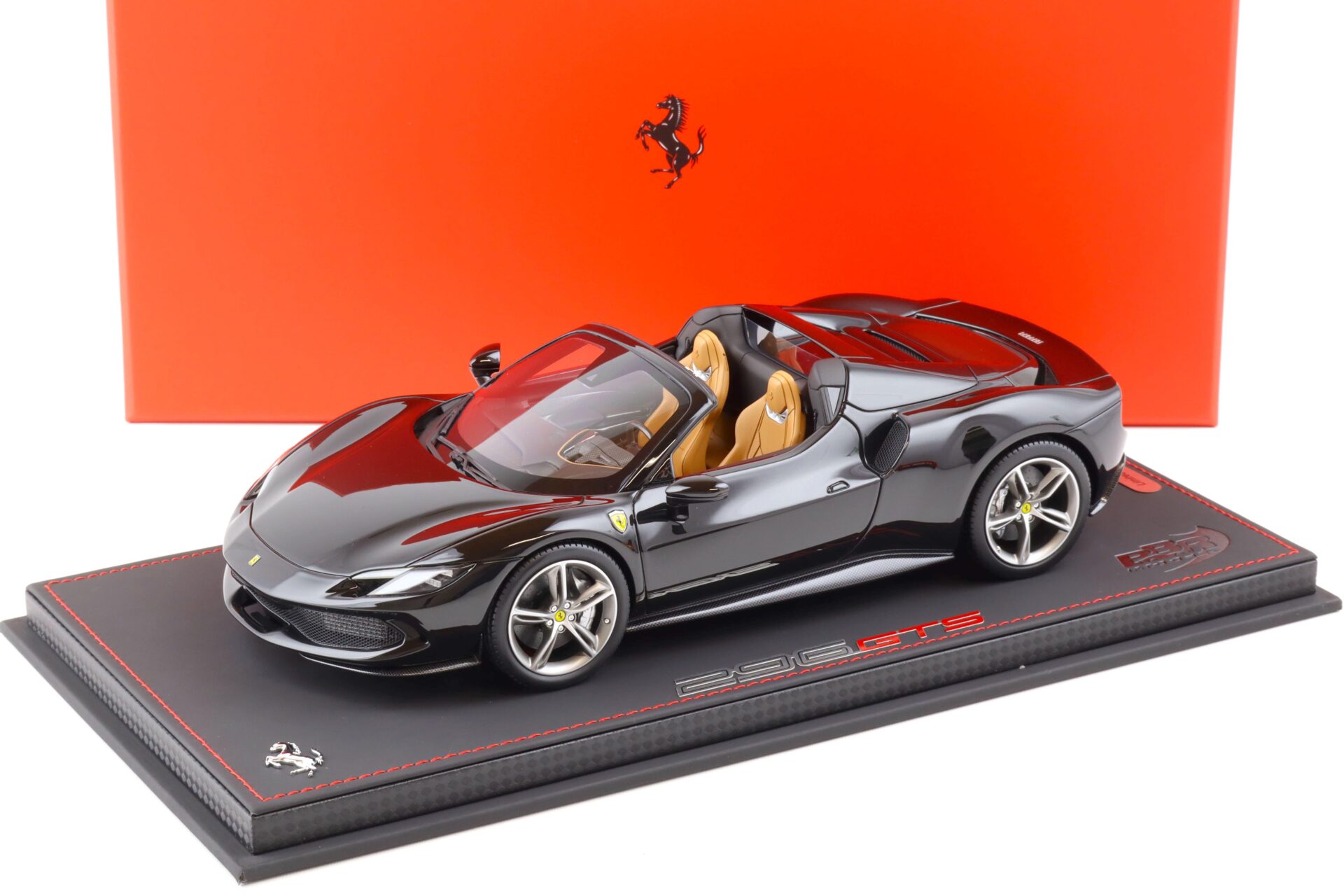 ID 82473 orig 1.jpg 1:18 BBR Ferrari 296 GTS New Black Daytona - Limited 50 pcs.
