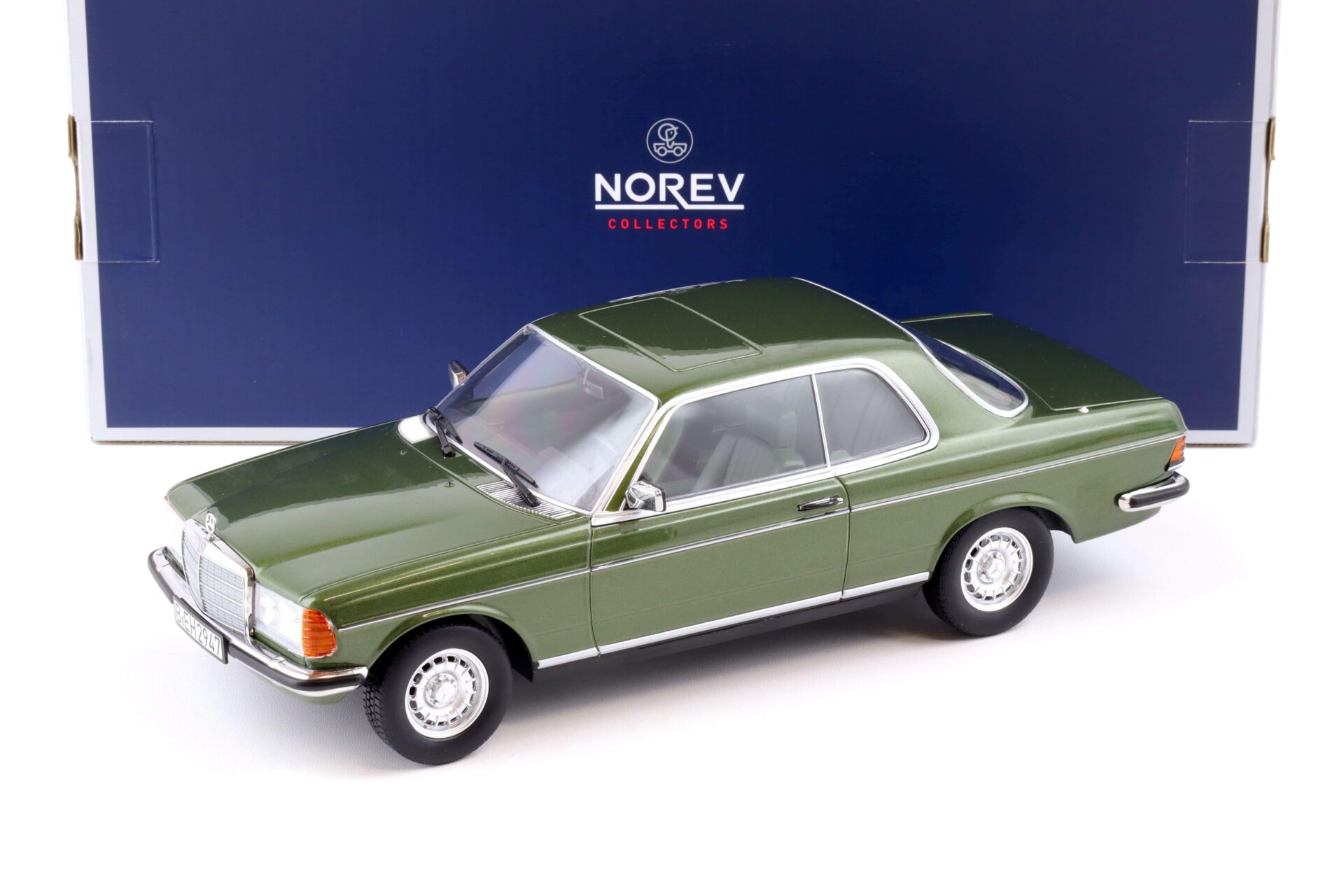 1:18 Norev Mercedes 280 CE Coupe 1980 green metallic