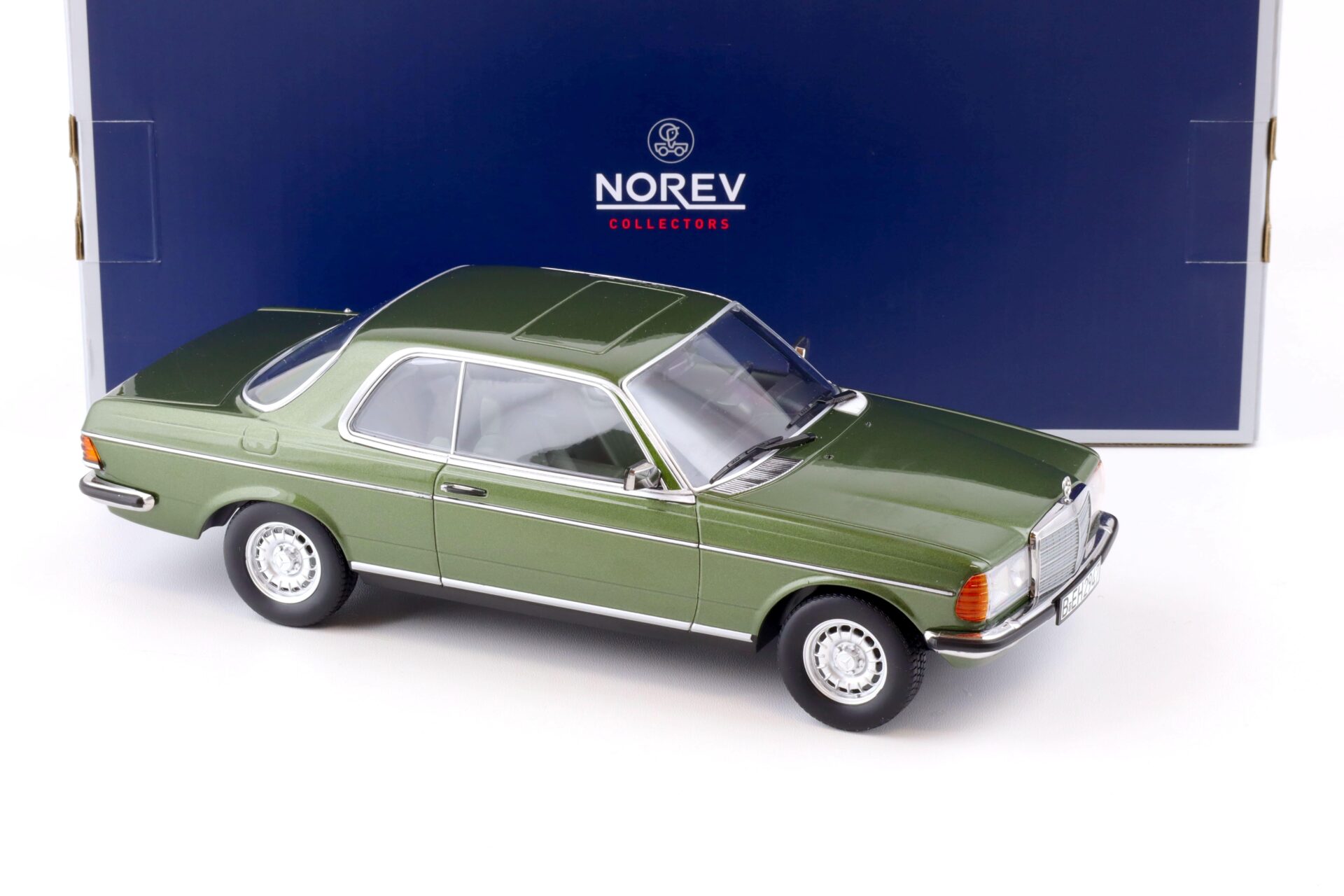 1:18 Norev Mercedes 280 CE Coupe 1980 green metallic