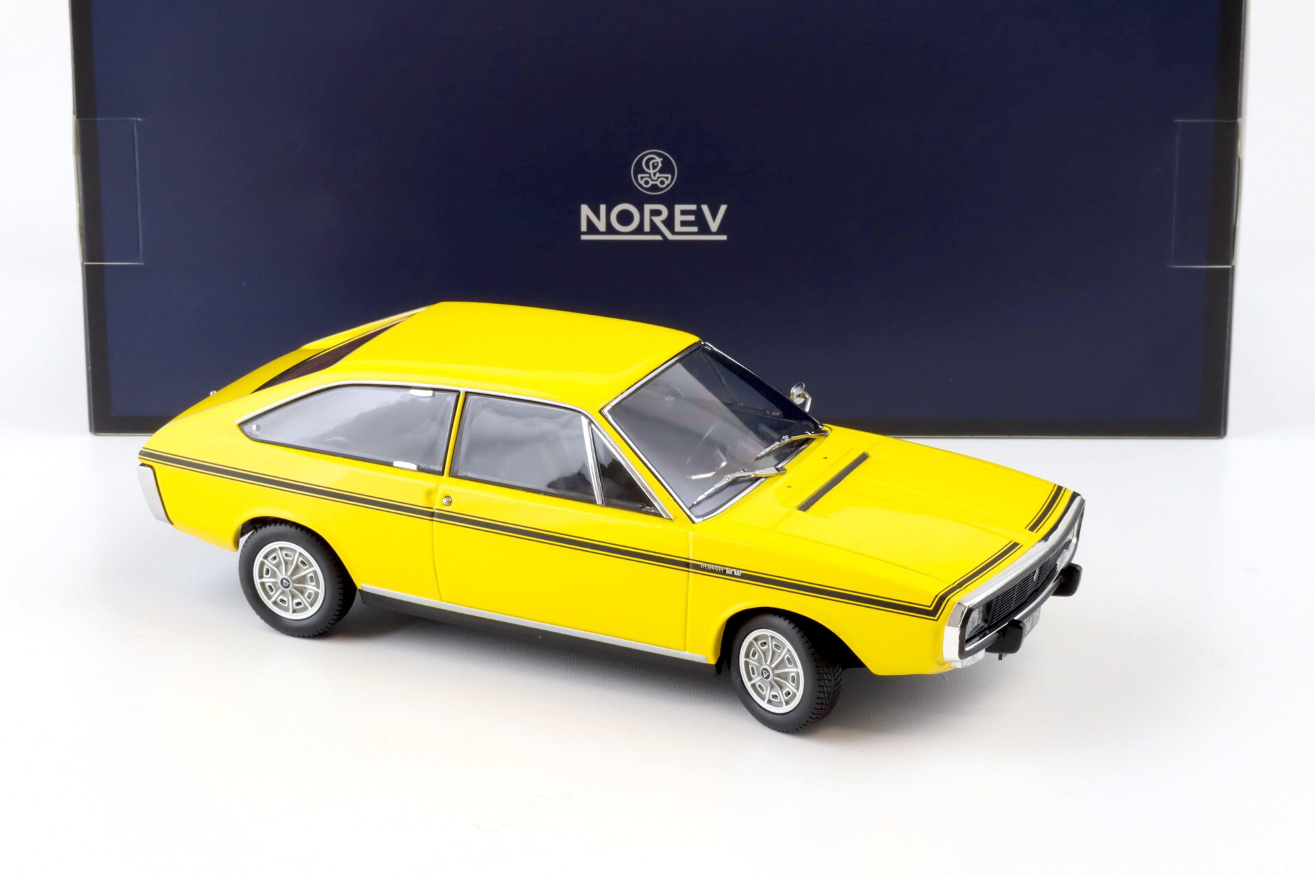 1:18 Norev Renault 15 TL 1973 yellow with black deco - Limited 300 pcs.