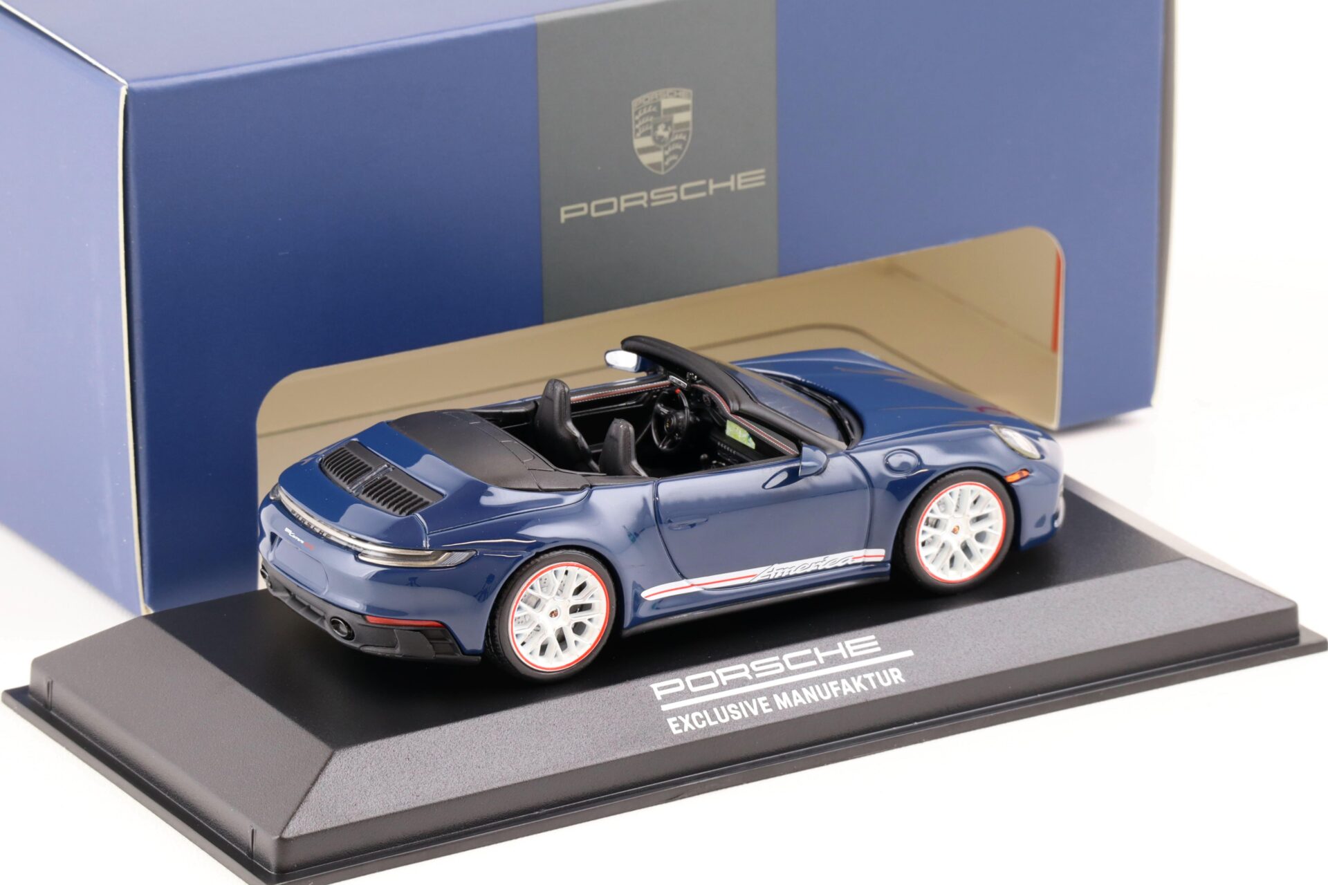 1:43 Minichamps Porsche 911 (992) Carrera GTS Cabriolet America Edition azure blue WAP DEALER