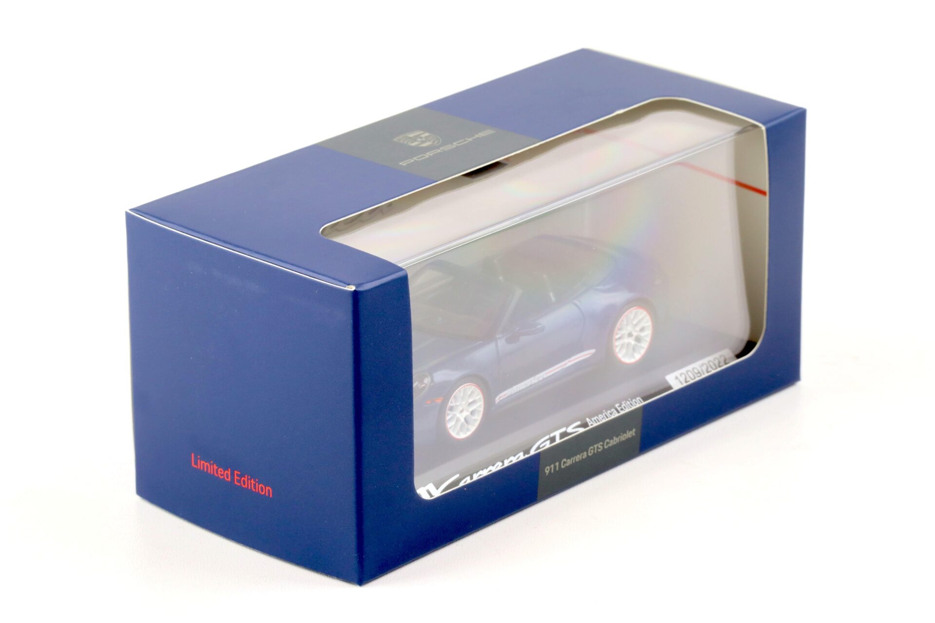 1:43 Minichamps Porsche 911 (992) Carrera GTS Cabriolet America Edition azure blue WAP DEALER