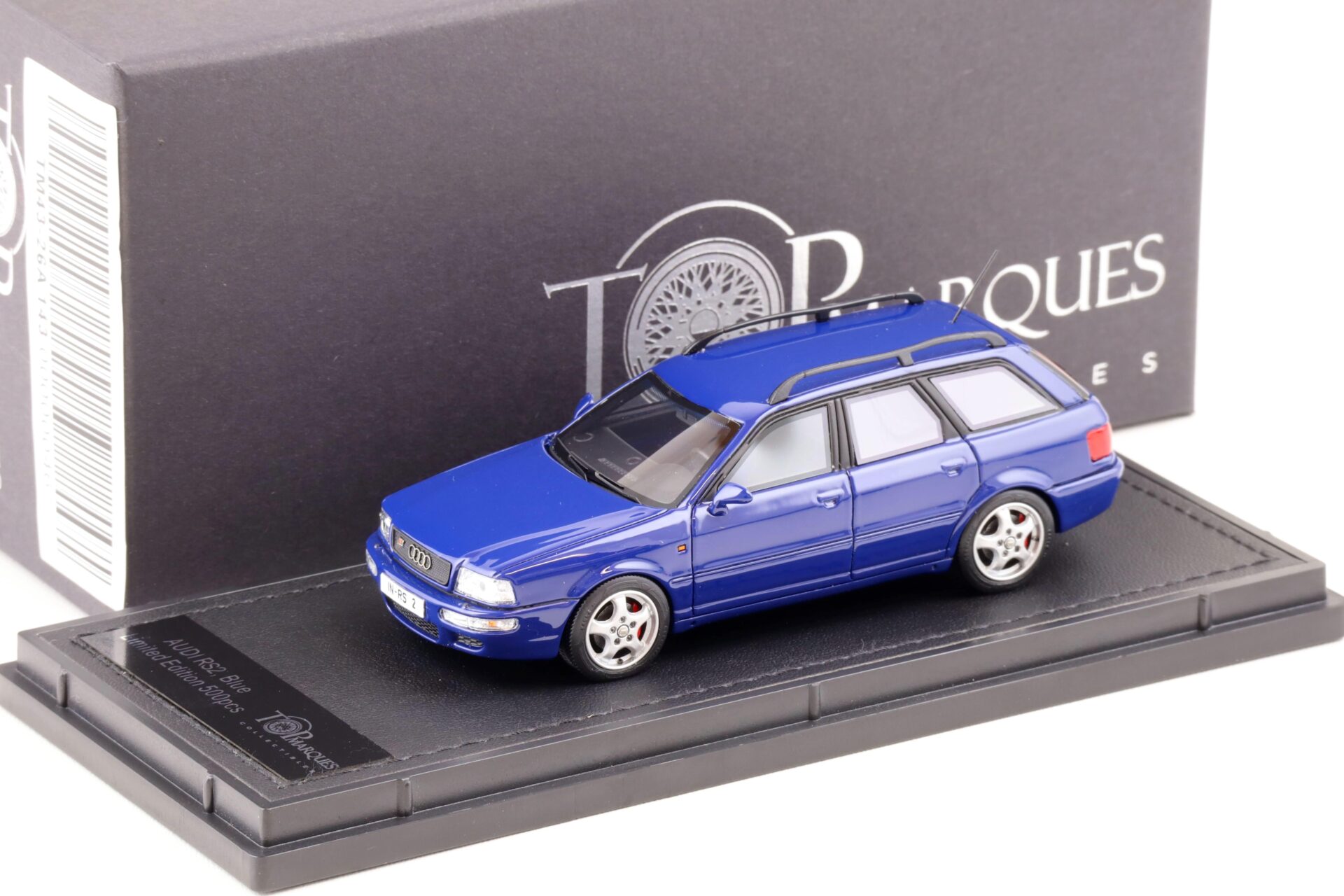 ID 82564 orig.jpg 1:43 Top Marques Audi RS2 Avant 1994 blue TM43-26A