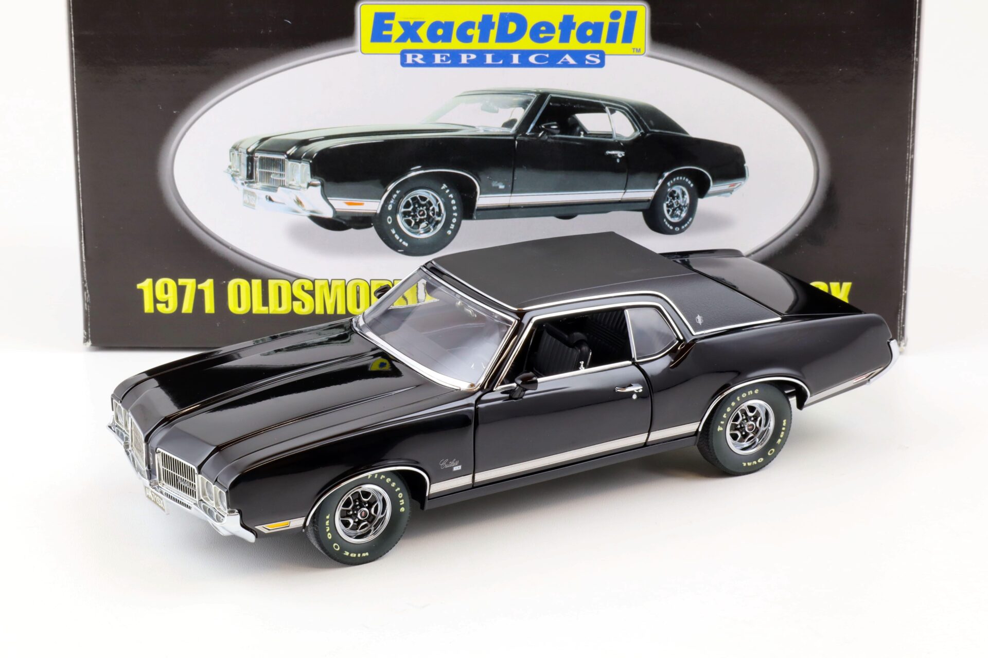 ID 82724 orig 1.jpg 1:18 Exact Detail 1971 Oldsmobile Cutlass Supreme SX Coupe black