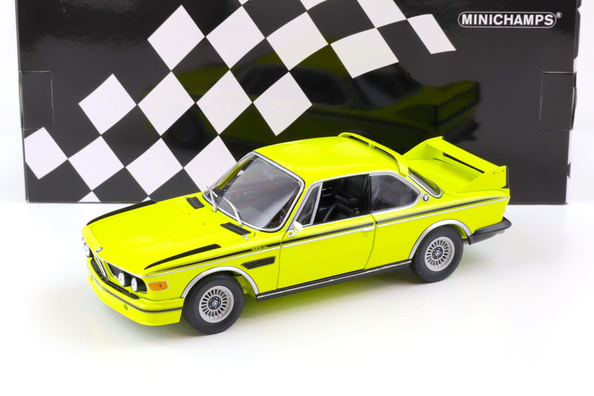 ID 82808 orig.jpg 1:18 Minichamps BMW 3.0 CSL (E9) Coupe 1973 yellow
