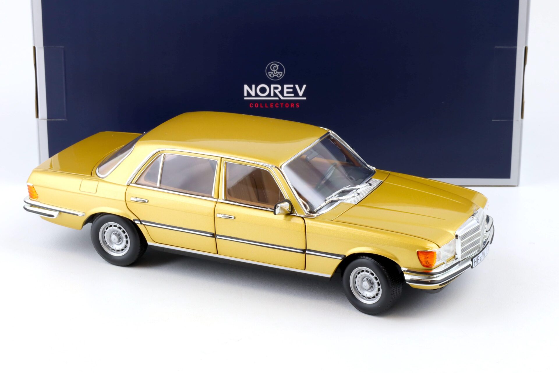 1:18 Norev Mercedes 450 SEL 6.9 Limousine gold metallic 1976