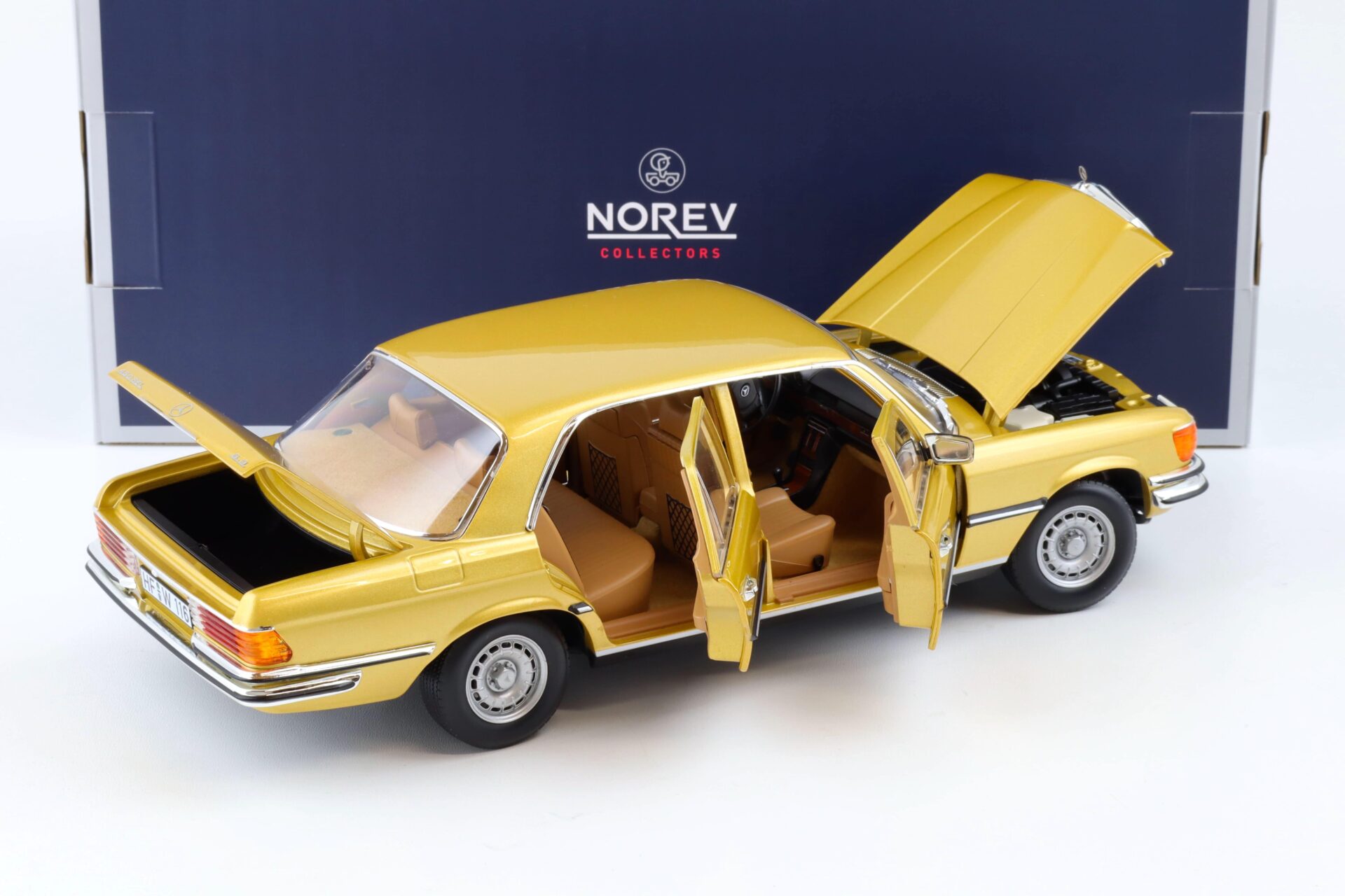 1:18 Norev Mercedes 450 SEL 6.9 Limousine gold metallic 1976