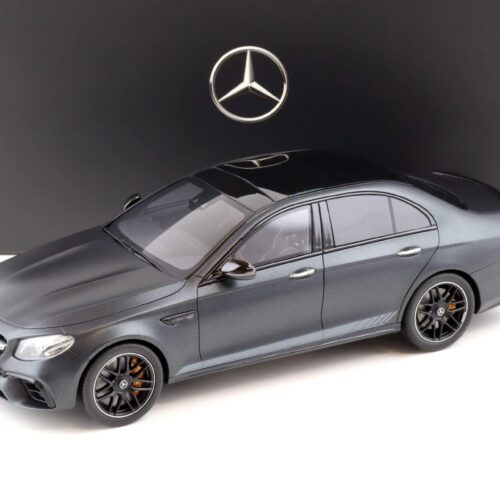 1:18 GT Spirit Mercedes E63 S Edition 1 W213 Limousine night black DEALER VERSION