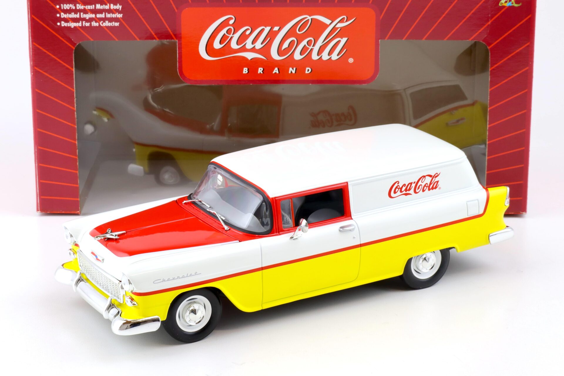 ID 82994 orig 1.jpg 1:18 Johnny Lightning 1955 Chevrolet Sedan Delivery COCA COLA white/ red/ yellow