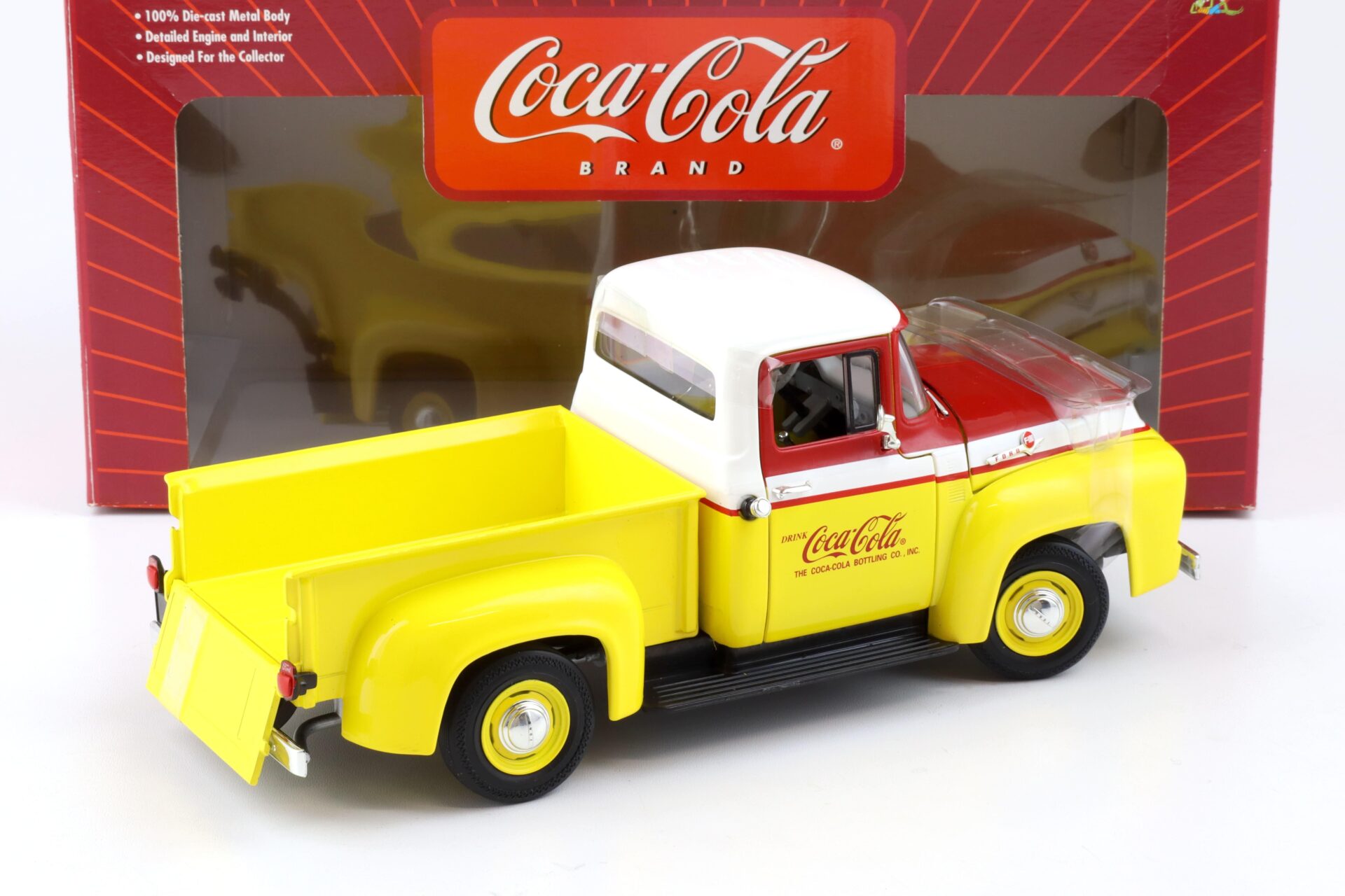 1:18 Johnny Lightning 1956 Ford Pickup COCA COLA yellow/ red/ white