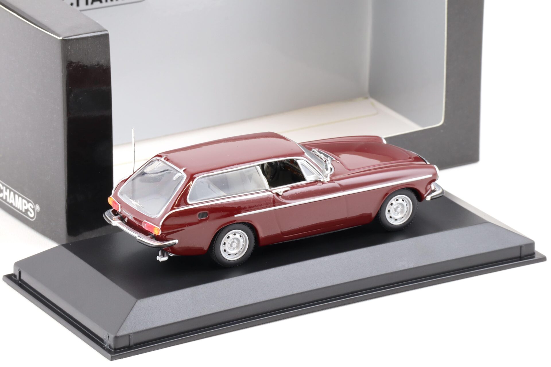 1:43 Minichamps Volvo P 1800 ES Estate 1971 dark red