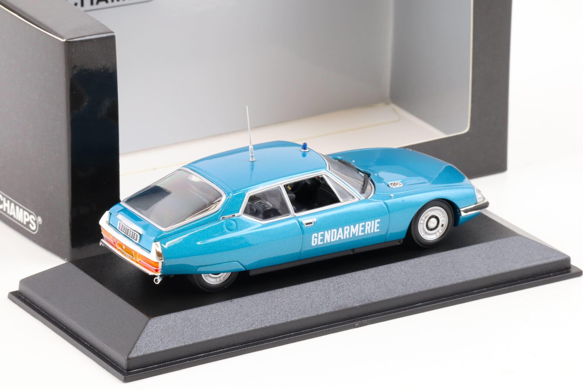 1:43 Minichamps Citroen SM 1970 Gendarmerie blue metallic