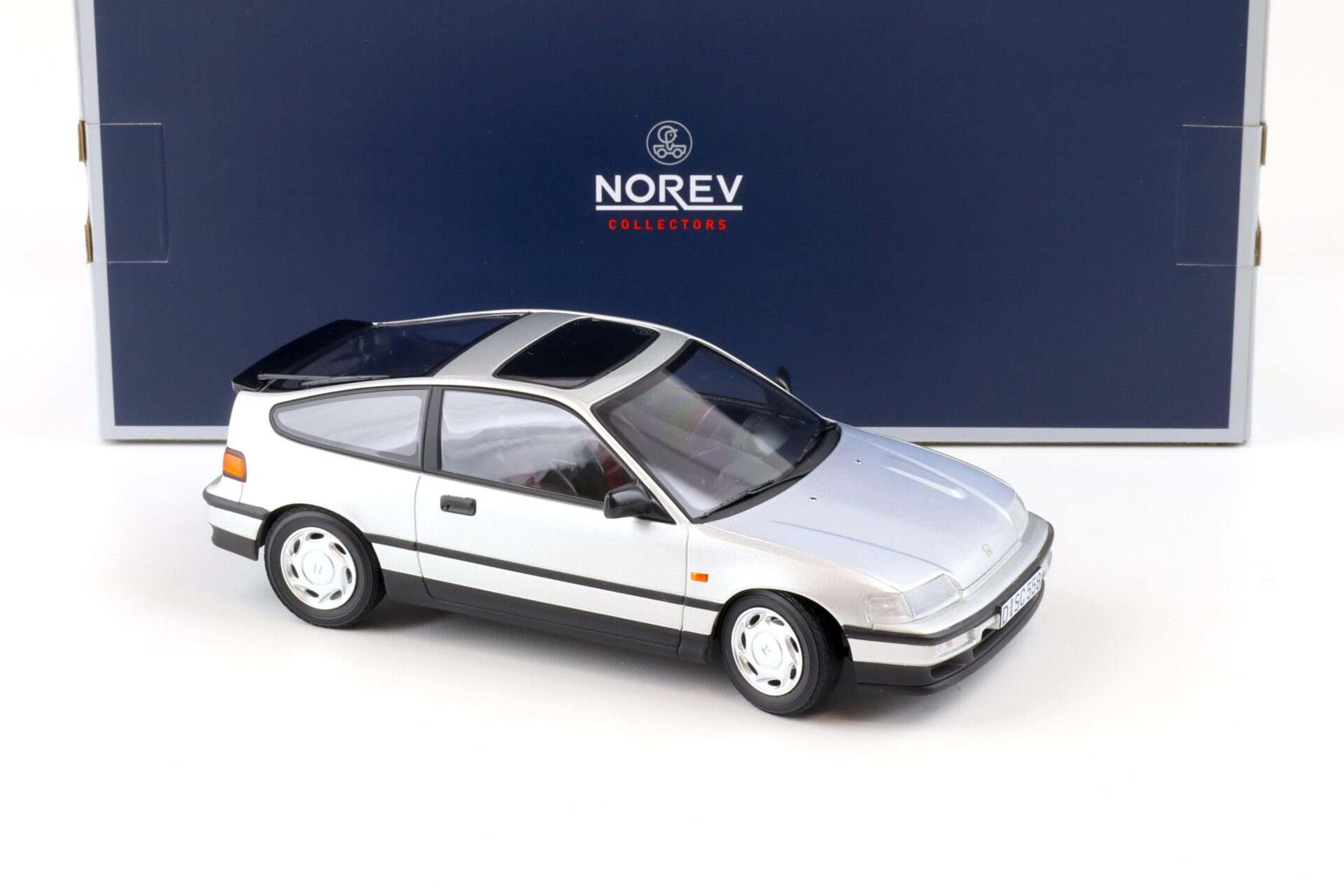 1:18 Norev Honda CRX 1990 silver