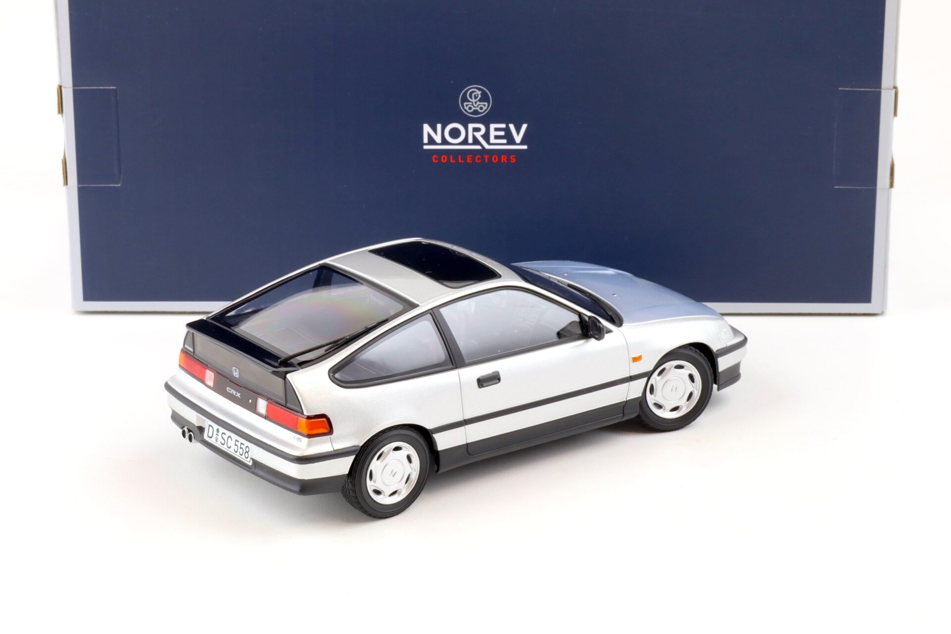 1:18 Norev Honda CRX 1990 silver