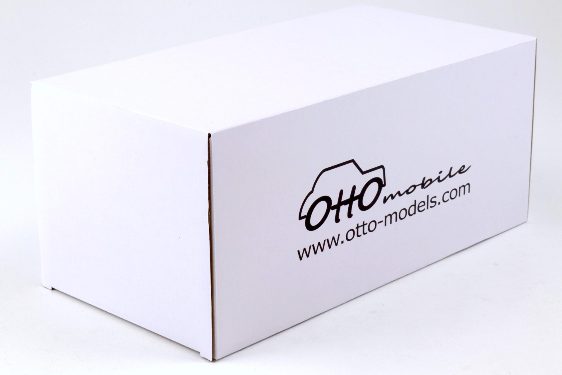 1:18 OTTO mobile OT914 Renault Megane RS Phase 2 Renault F1 Team Edition yellow