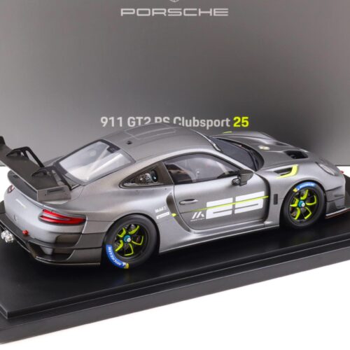 1:18 Spark Porsche 911 GT2 RS Clubsport 25 grey - Limited 750 pcs. WAP DEALER