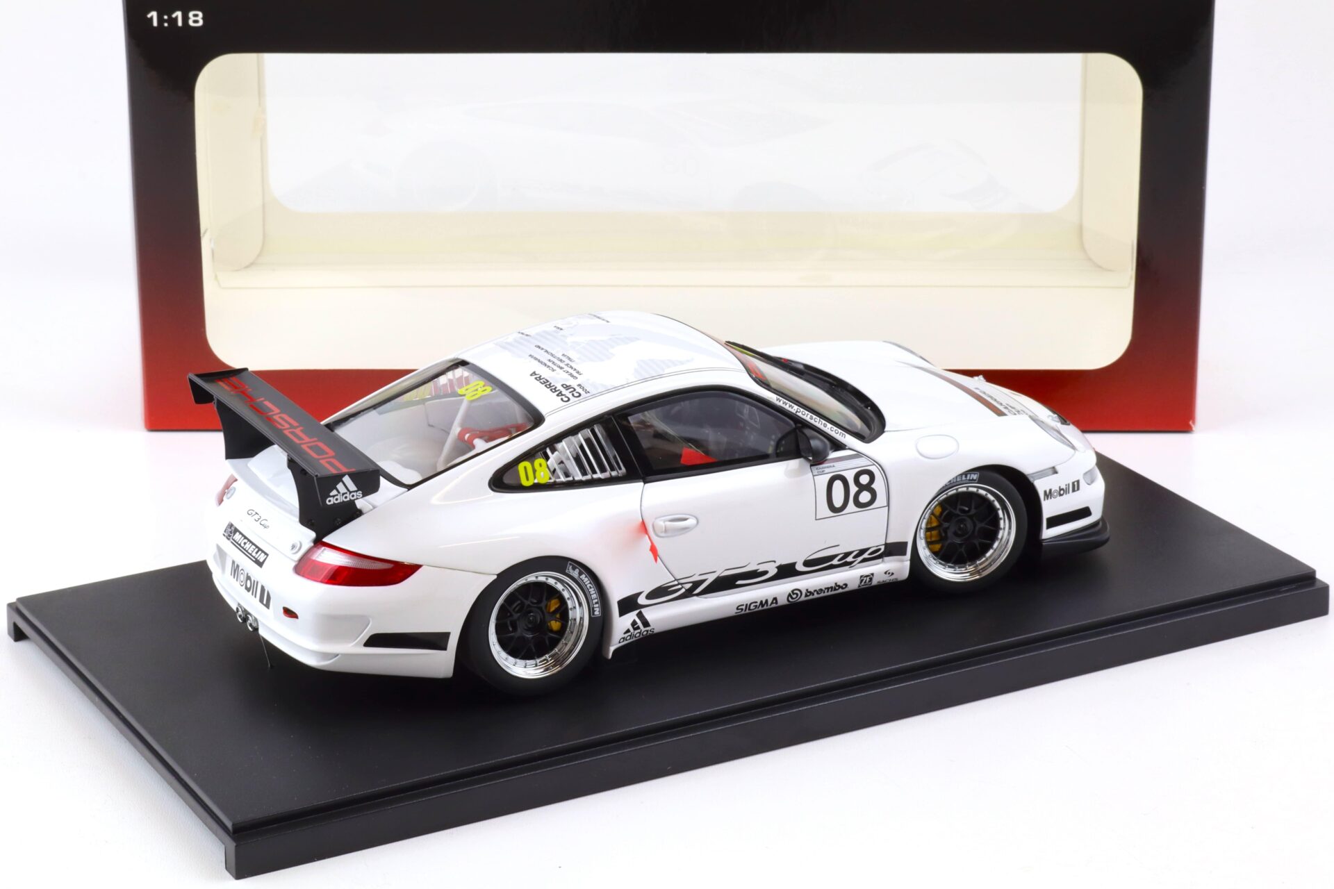 1:18 AUTOart Porsche 911 (997) GT3 PROMO CUP Car 2008 white #08