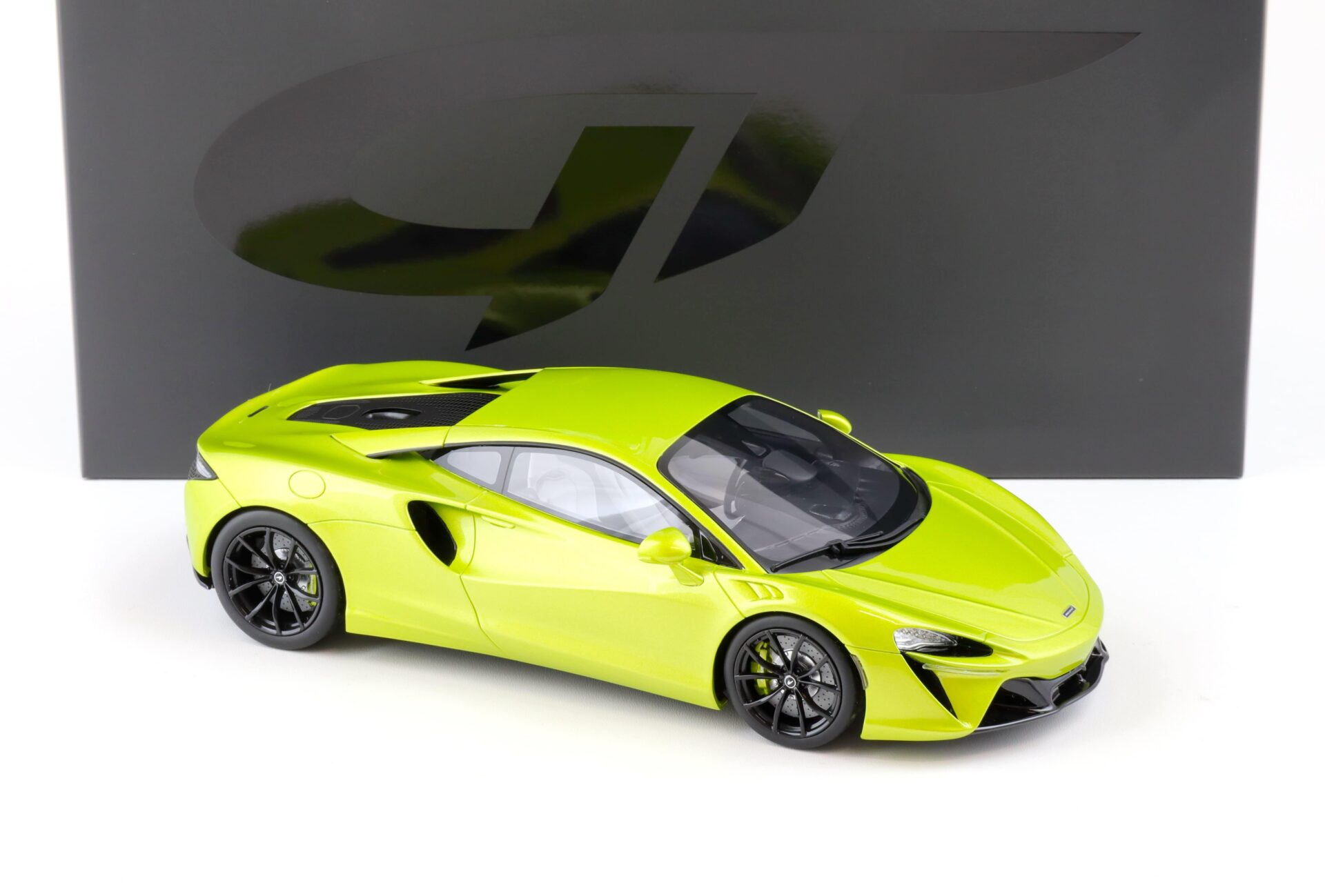 1:18 GT Spirit GT400 McLaren Artura green 2021