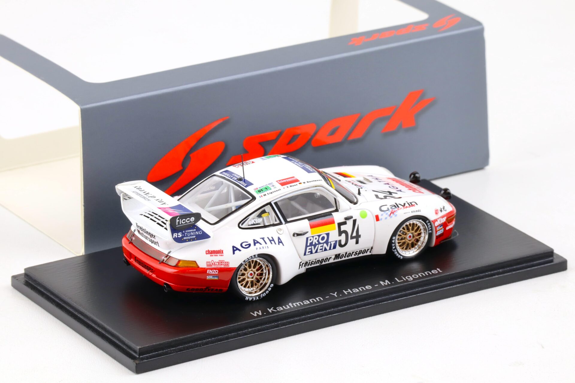 1:43 Spark Porsche 911 (993) Bi-Turbo Le Mans 1995 Kaufmann/ Hane/ Ligonnet